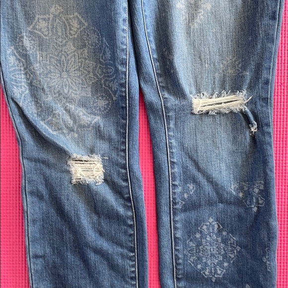 PAIGE VERDUGO ULTRA SKINNY JEANS - Picture 2 of 6